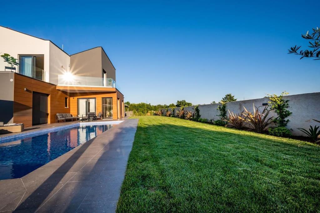 Villa Lila - Sunshine Marčana Kültér fotó